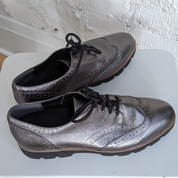 LOAFERS, like new Vionic - Picture 4 of 6